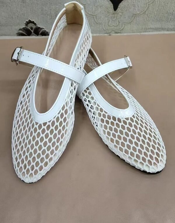 Net flat fashion sandals